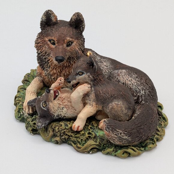 Hallmark Keepsake Timber Wolves at Play 1998 NEW, 2nd in Majestic Wilderness Ser - Picture 1 of 11